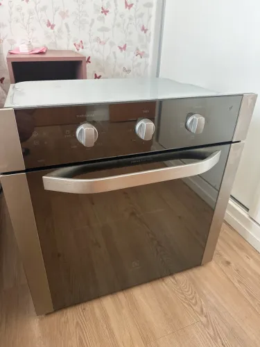 Forno de embutir eletrolux 80L