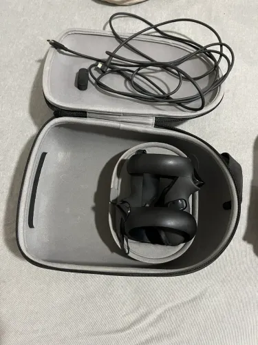 Occolus quest + case