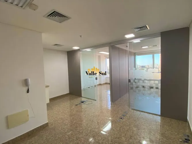 Sala Comercial de 39m² no Navarro Building | Excelente Oportunidade para Investimento ou S