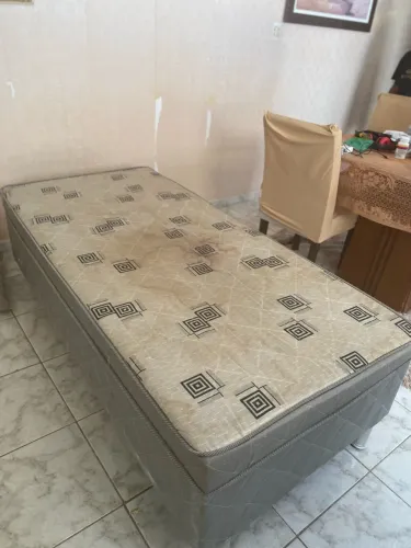 VENDO CAMA BOX DE SOLTEIRO