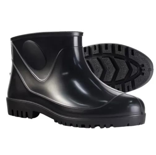 Bota de borracha cano curto
