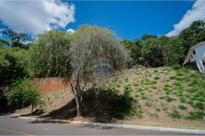 Terreno a venda Condomínio Bosque Imperial em Juiz de Fora - MG