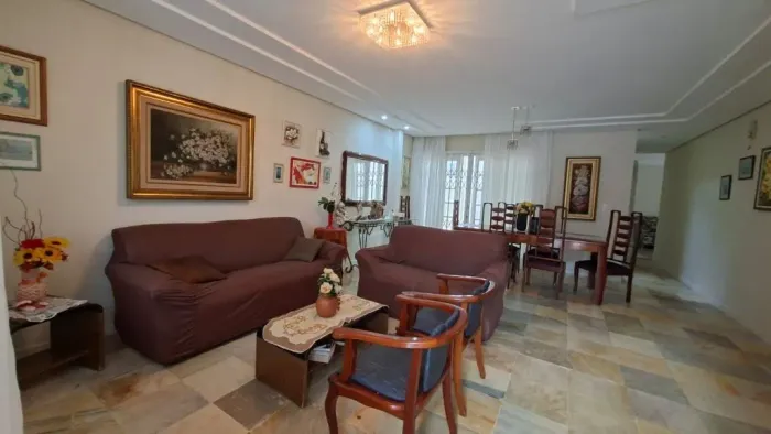 CASA CONFORTÁVEL NO PARQUE SÃO JORGE -