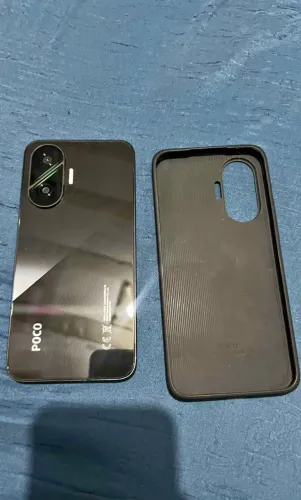 Poco f7 