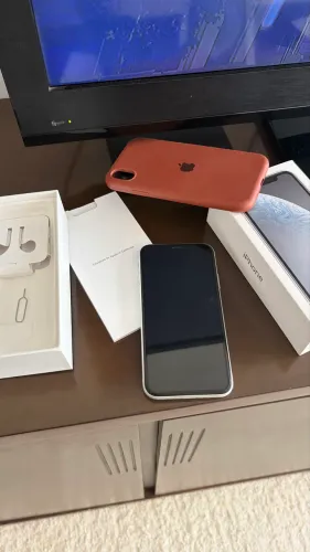 Iphone XR branco