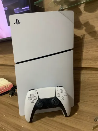? PS5 Slim Digital 825GB | 1 mês de uso | Impecável