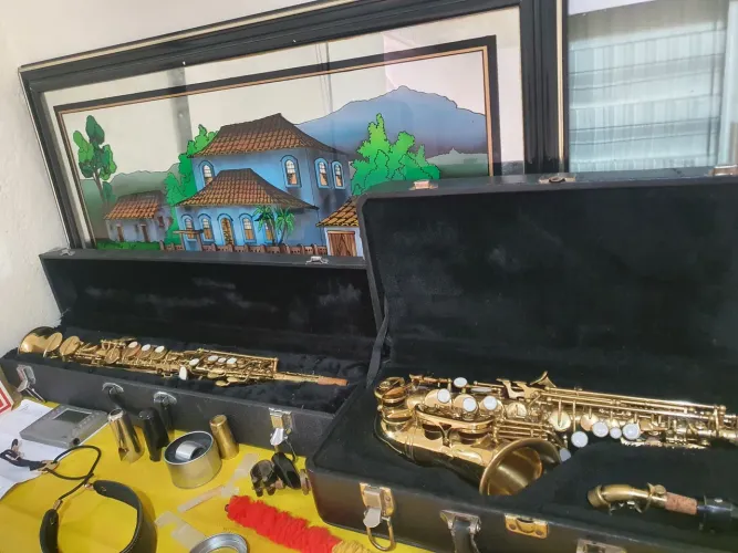 SAX SOPRANO E Sax Sopranino.