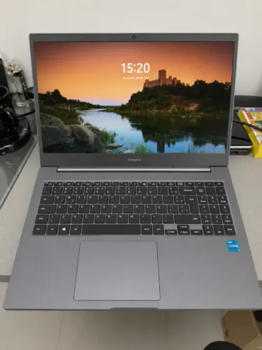 Notebook Samsung Book I3 4gb 256gb Ssd Cinza Np550xda