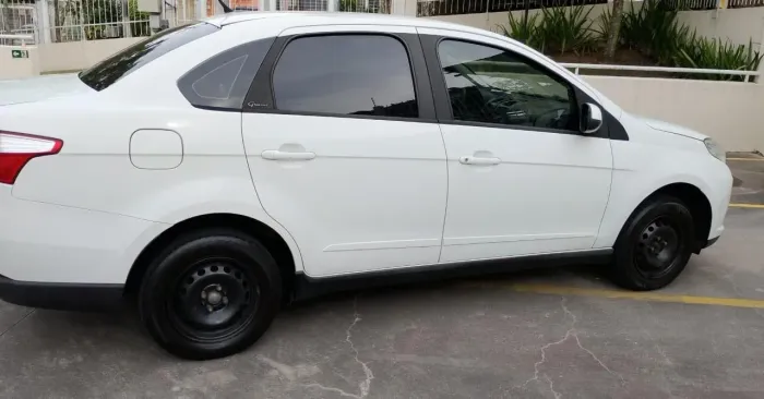 Fiat Grand Siena Attrac. 1.4 EVO F.flex 8V 2014