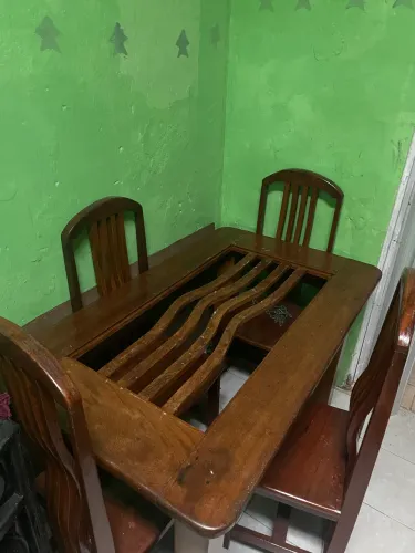 Vendo mesa de madeira