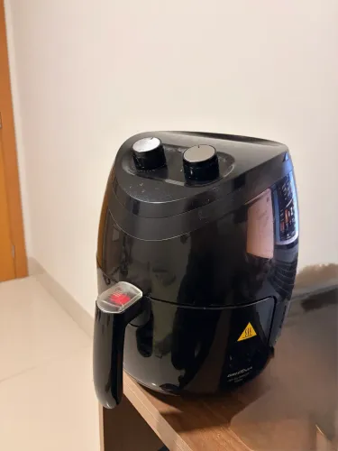 Air fryer Britânia
