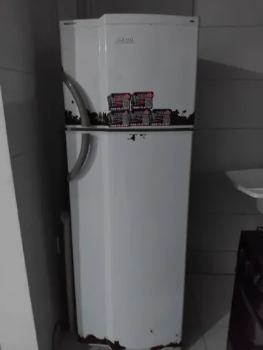 Geladeira Dako 337L