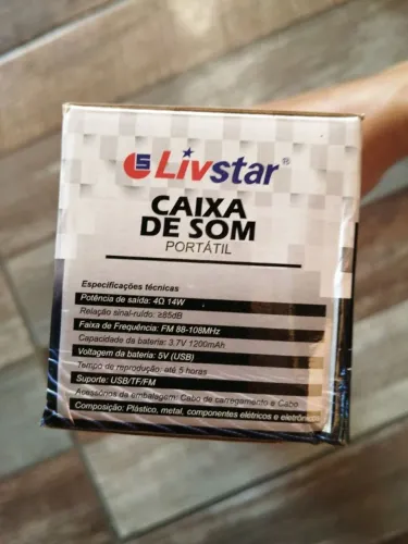 caixa de som portátil livstar preta