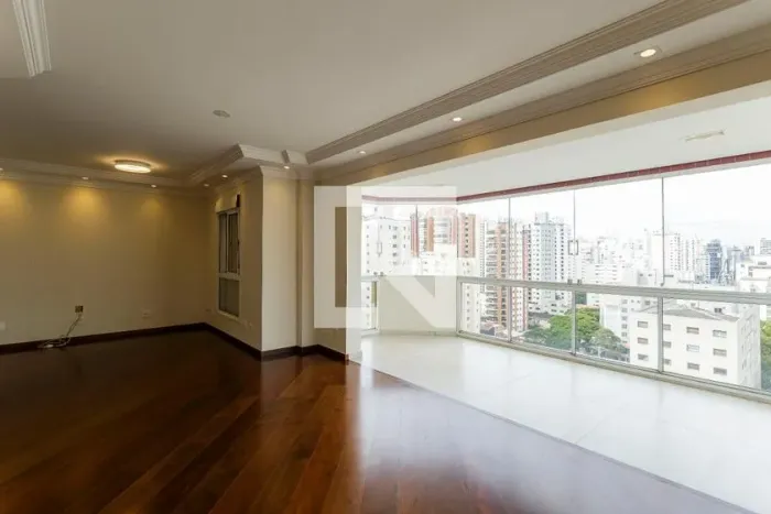 Apartamento à Venda - Moema, 3 Quartos, 144 m2