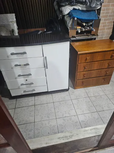 Vendo duas comodas