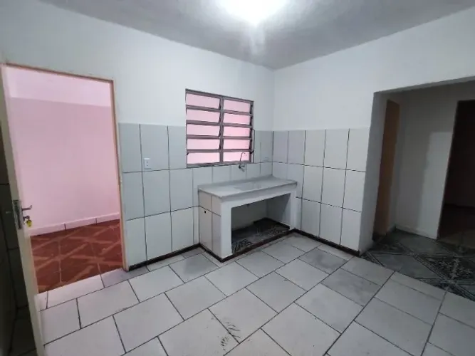 Casa 2 comodos no Taboão