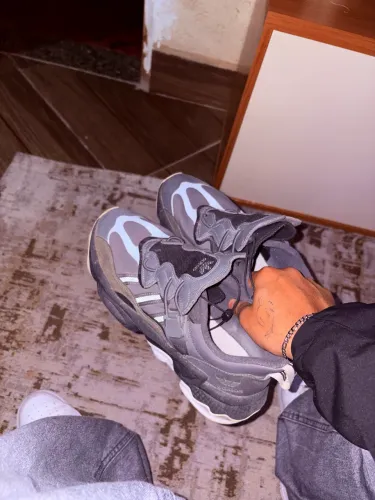 Adidas Ozweego - 41