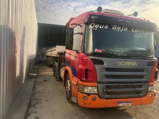 SCANIA COM MUNCK 45 TONS. C/ CARRETA 12,5 MTS