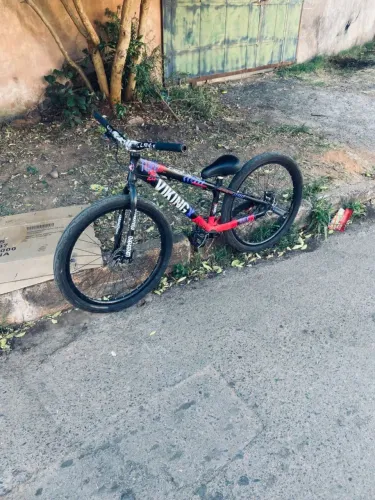 Vendo bicicleta aro 26 do grau