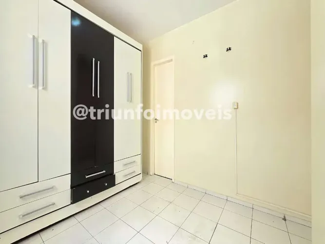 Apartamento no Bairro São Cristovão com 2 Quartos