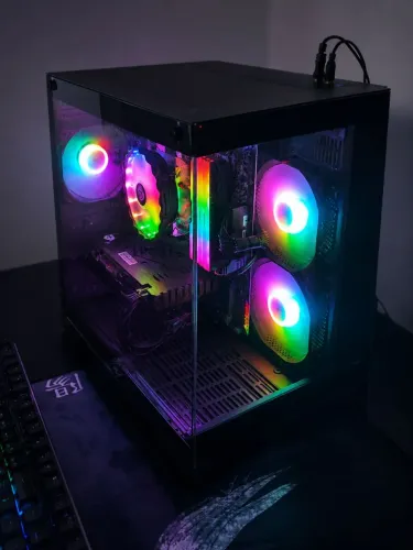 PC Gamer Ryzen 5 5600 | 32GB RAM RGB | SSD 512GB | RX 5600M