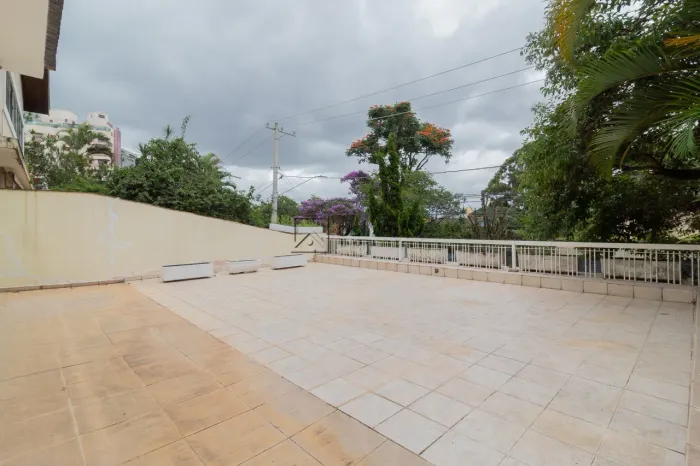 Venda e Locação · 3 dormitórios Casa, Alto da Lapa
