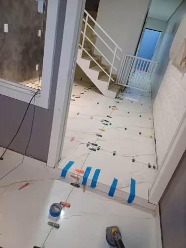 Colocador de porcelanatos 