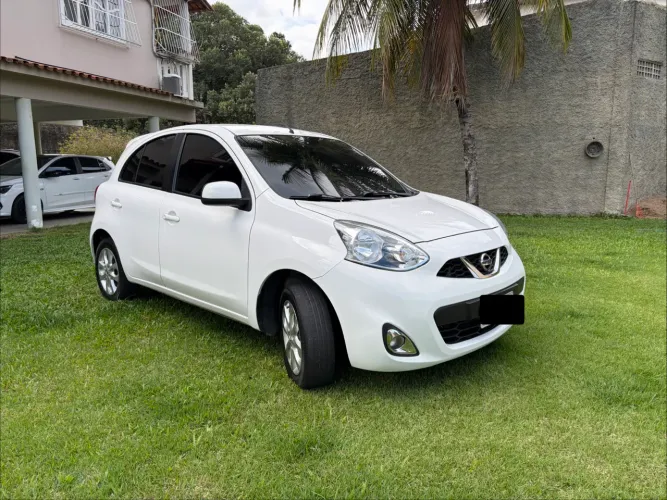 Nissan March SV 1.0 12V Flex 5P 2017