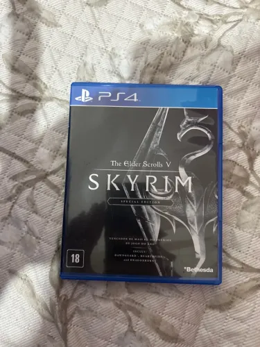 PS4 The Elder Scrolls V - SIYRIM - Edição especial