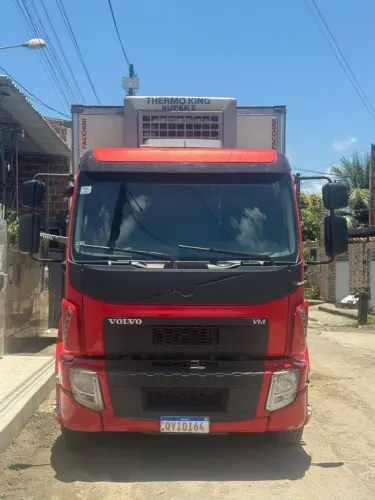 Bi-truck VOLVO 330 MUITO NOVO