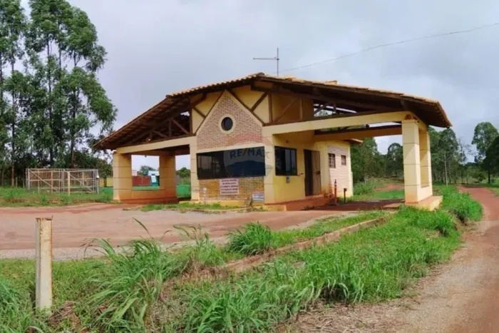 Chácara no Condomínio Estância Vila Rica com Projeto Arquitetônico - 27.089 m²
