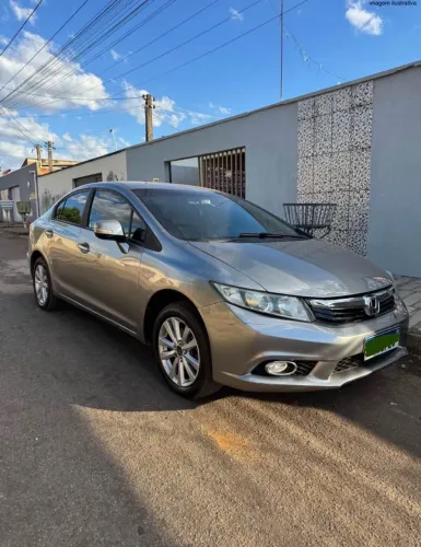 Honda Civic Sedan LXR 2.0 Flexone 16V Aut. 4P 2014