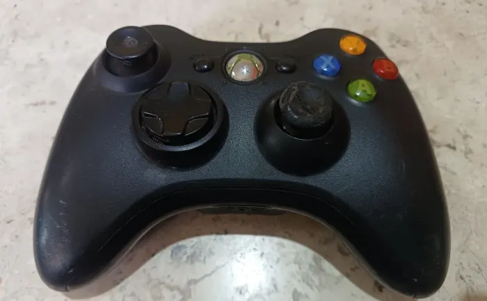 Controle Xbox 360 $30