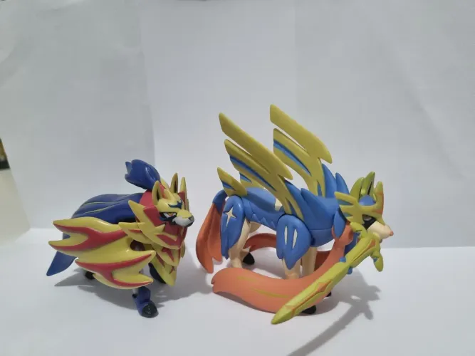 Boneco Pokémon tomy zashian e zamazenta 