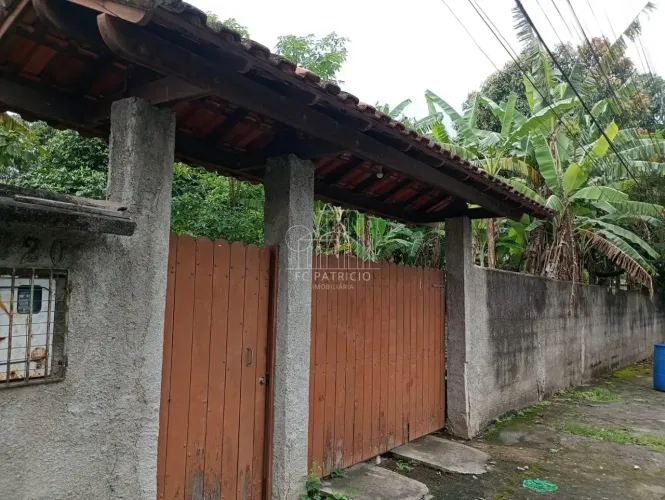 Terreno a venda no Centro de Guapimirim-RJ