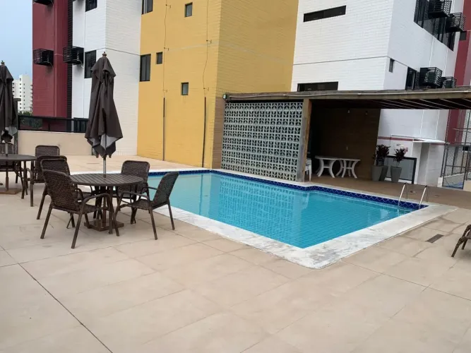 Apartamento com 3 dormitórios à venda, 100 m² por R$ 700.000 - Manaíra - João Pessoa/PB