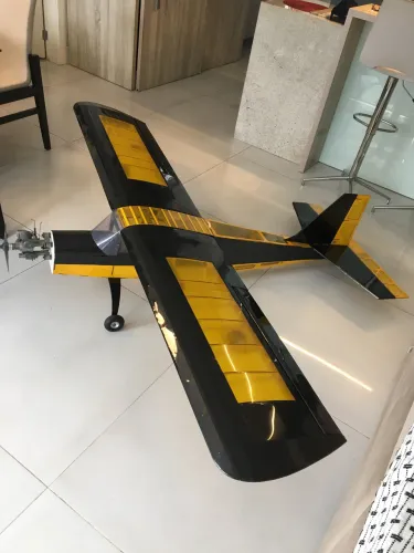 Aeromodelo kadet senior giant sem motor