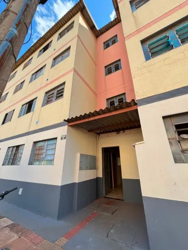 Apartamento no Bairro Tijuca - 2 Quartos, 2º Andar e Garagem