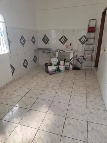 ALUGA-SE APARTAMENTO EM PETRÓPOLIS 