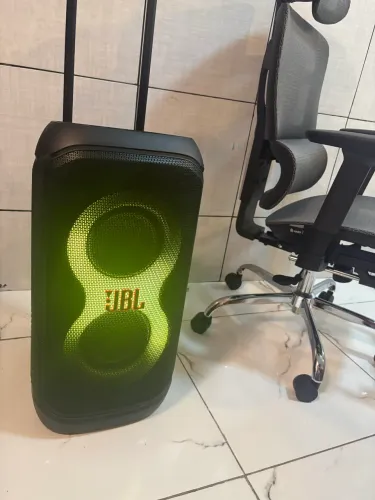 Caixa de som Jbl 320