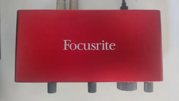 Interface Focusrite Scarlett 2i2 3ª Geração
