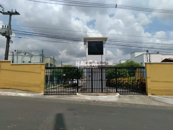 Apartamento à venda, Condomínio Residencial Cristal no bairro Gurupi, Teresina/PI