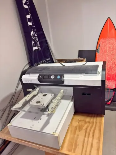 EPSON F2000 - IMPRESSORA DTG PARA TECIDO ALGODÃO