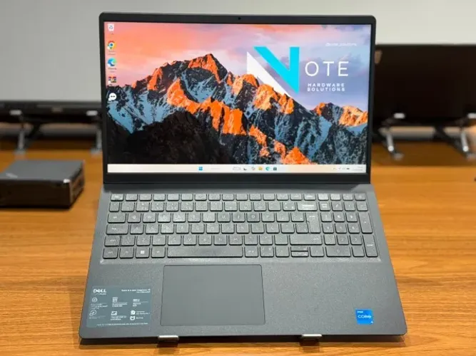Notebook Dell 15 3520 i5 12th 16GB RAM 512GB SSD Tela 120Hz - GARANTIA