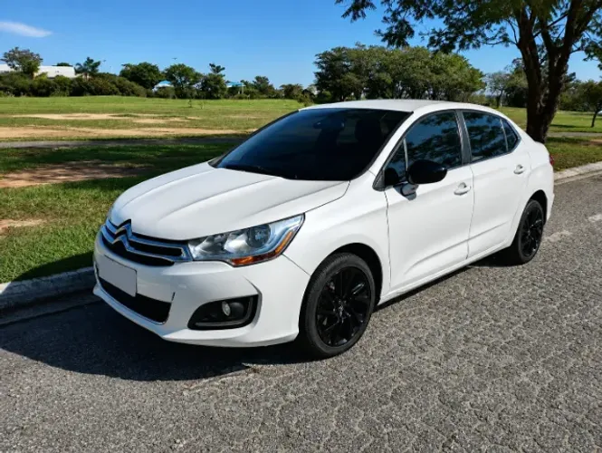 Citroen C4 Lounge Tendance 2.0 Flex 4P Aut. 2015