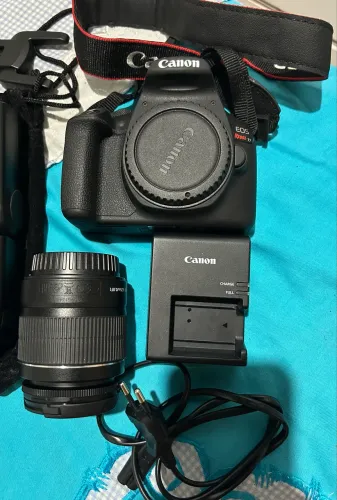 Canon t7