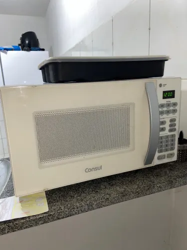Vendo micro-ondas Consul usado.