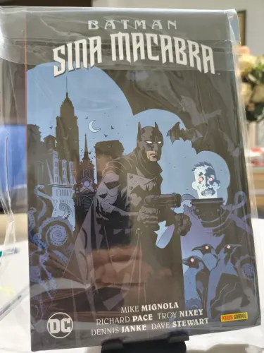 Hq capa dura Bataman Sina Macabra