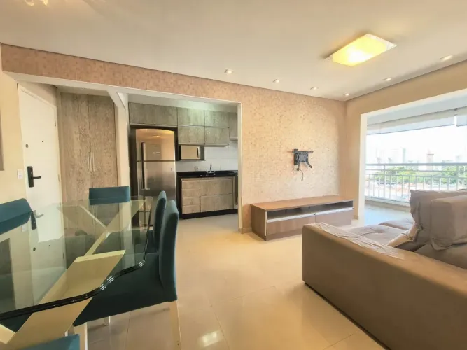 Apartamento para alugar com 67 metros, 2 dormtórios, Mobiliado, Varanda em Tatuapé - São P