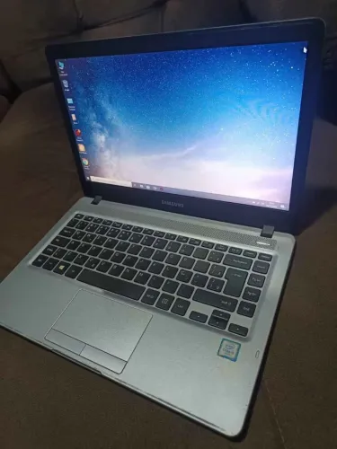 Notebook i3 6Gen, 4gb, SSD 256gb parcelo 4x